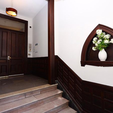 Large Stylish Newbury Street Studio W/ Kitchen بوسطن المظهر الخارجي الصورة