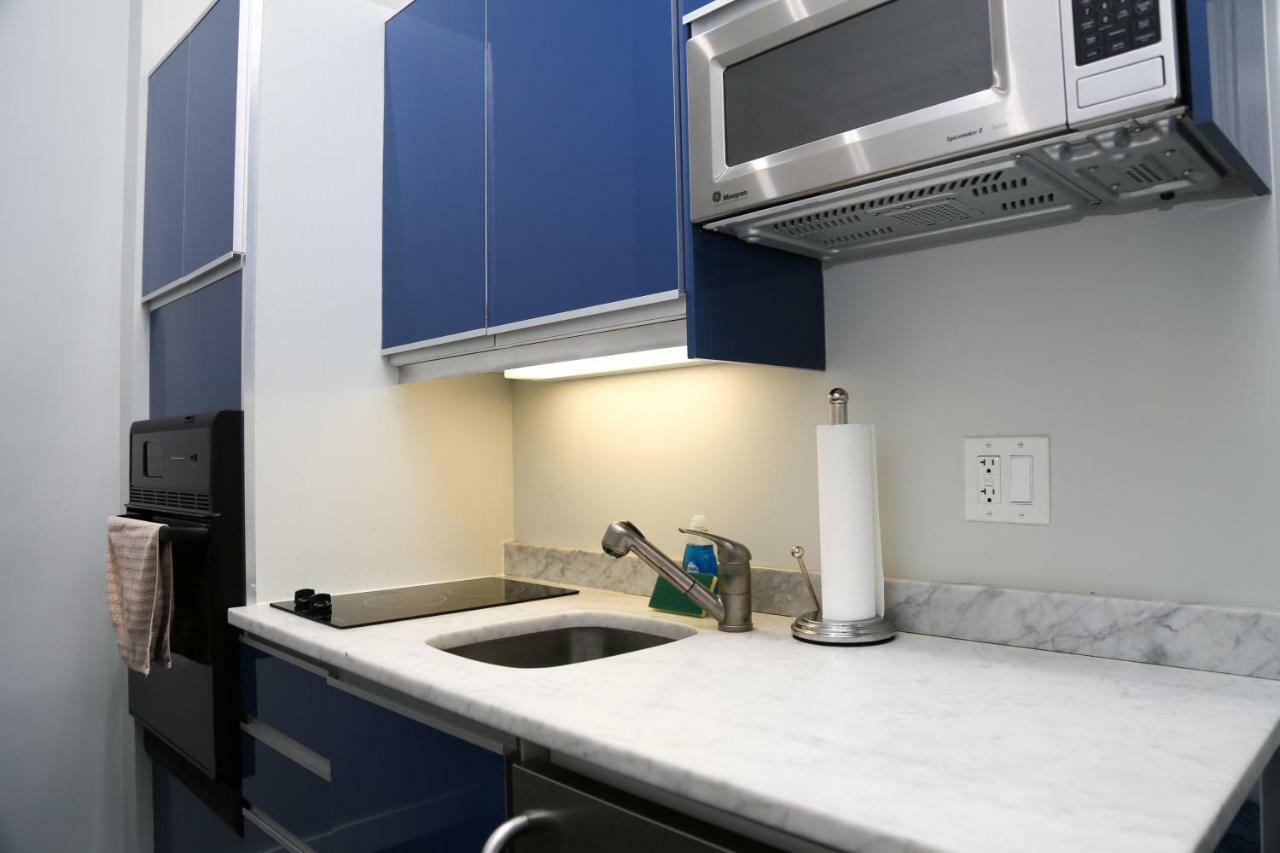 Large Stylish Newbury Street Studio W/ Kitchen بوسطن المظهر الخارجي الصورة